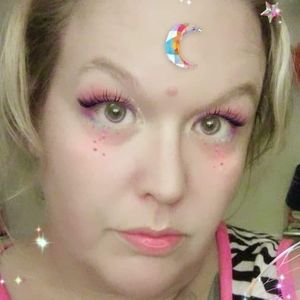 Meet your Posher, Joyce